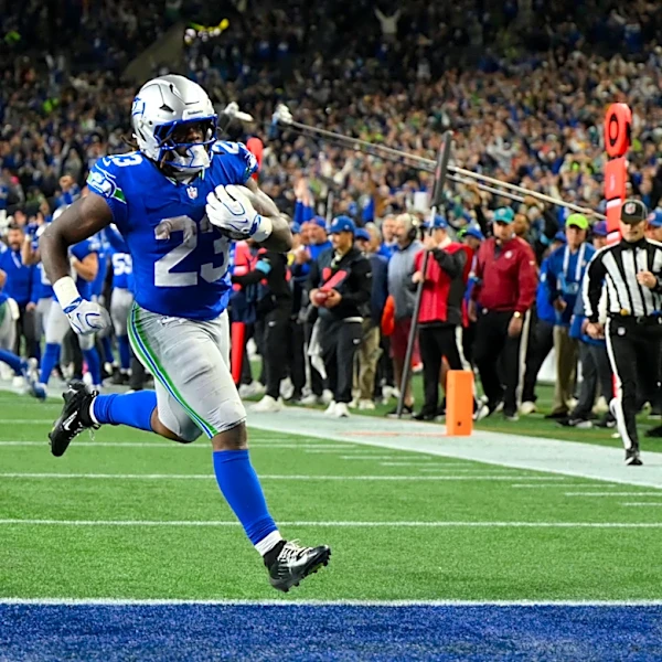 Emanuel Wilson totals 115 yards on Sunday Night Football