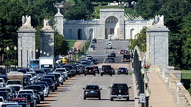 What traffic disruptions could construction of Trump's arch bring?