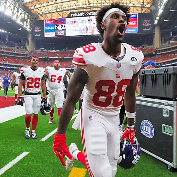 Malachi Fields plays well in Week 7