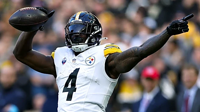 Aaron Rodgers was good enough in Paris, but RBs were sublime: Steelers report card