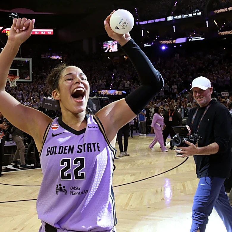'Call in sick:' Valkyries rally fans for WNBA Finals Game 6 despite early tipoff