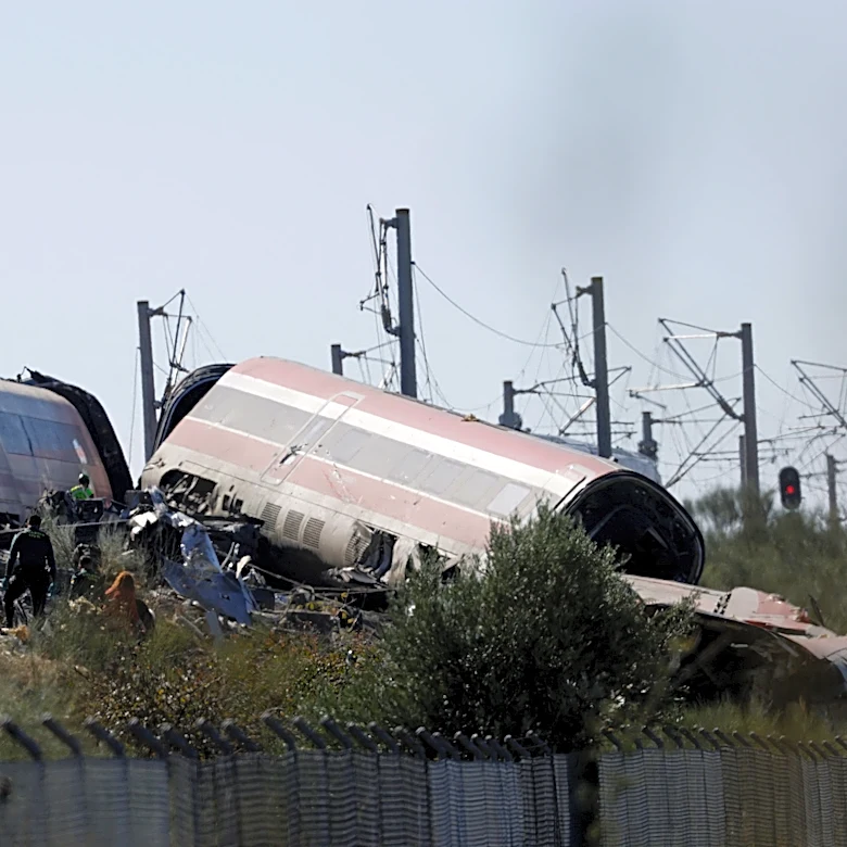 Aerial footage shows aftermath of Spain train collision