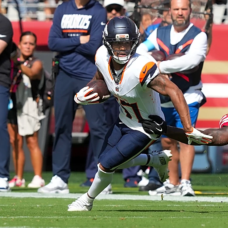 Jaylen Waddle's status uncertain