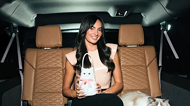 Paige DeSorbo's new cat bag looks just like Daphne, except for one detail