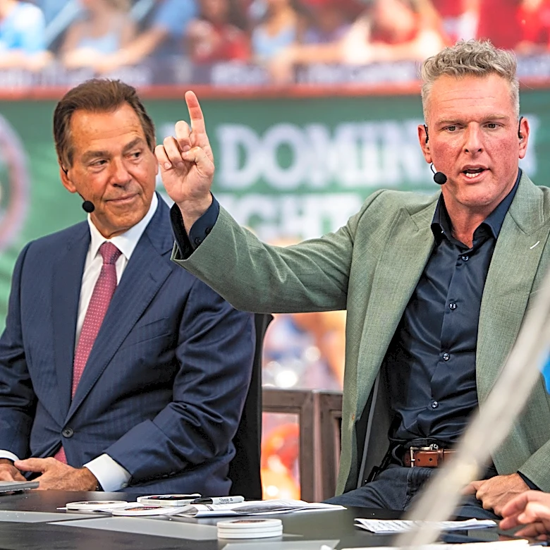 Pat McAfee shares horrific threats amid 'College GameDay' controversy: 'They're everywhere'