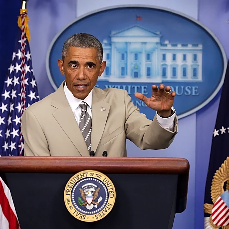 Barack Obama defends tan suit at campaign rally — 'I know I looked good'