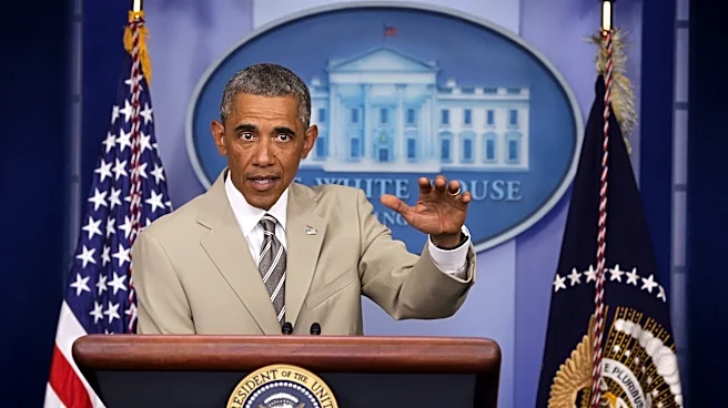Barack Obama defends tan suit at campaign rally — 'I know I looked good'