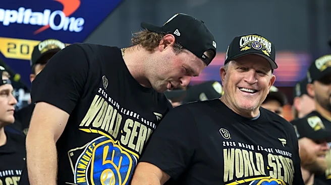 Brewers manager Pat Murphy's NSFW Yankees jab to Jake Bauers goes viral