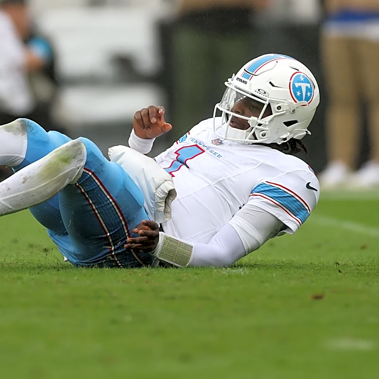 Winners and losers of Jeffery Simmons trade include Cam Ward, 'MNF,' Jets