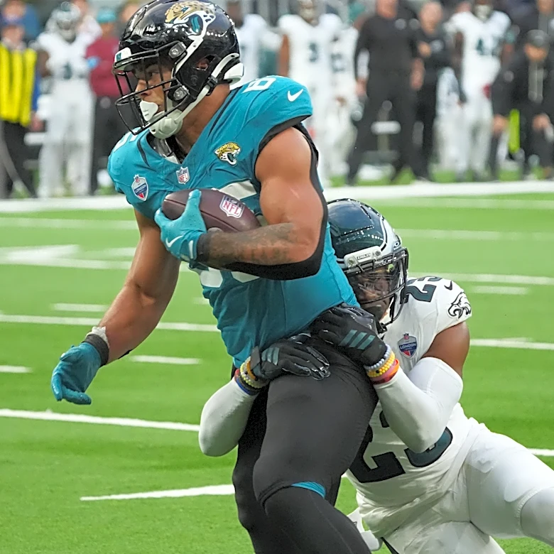 Brenton Strange a full participant at practice