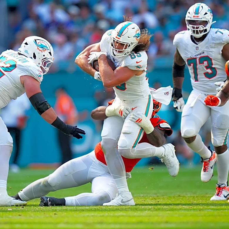 Another limited practice for Greg Dulcich