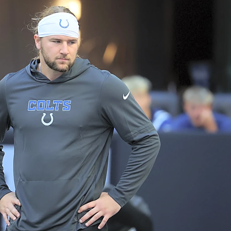 Tyler Warren records another limited practice