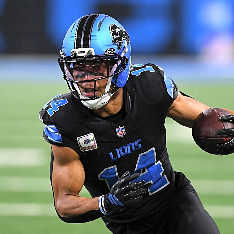 Amon-Ra St. Brown upgraded to full practice