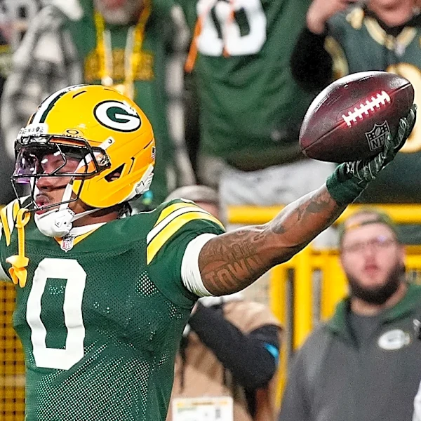 Matthew Golden scores one play after dropping touchdown pass
