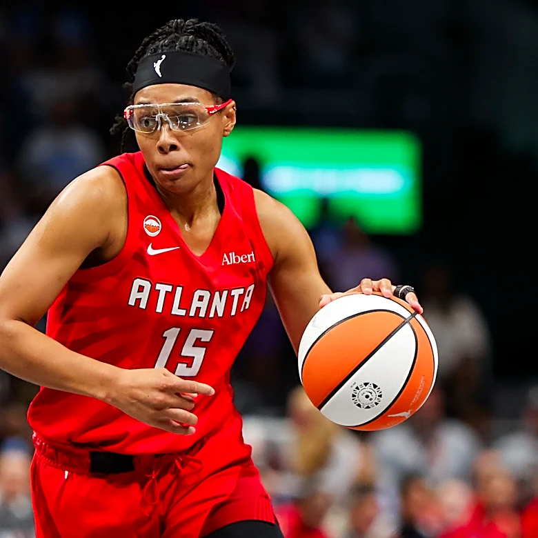 Allisha Gray's Dream teammates reminded her she's a superstar. She delivered in Game 6.