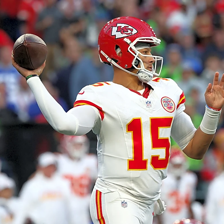 Patrick Mahomes on track to play in Week 8