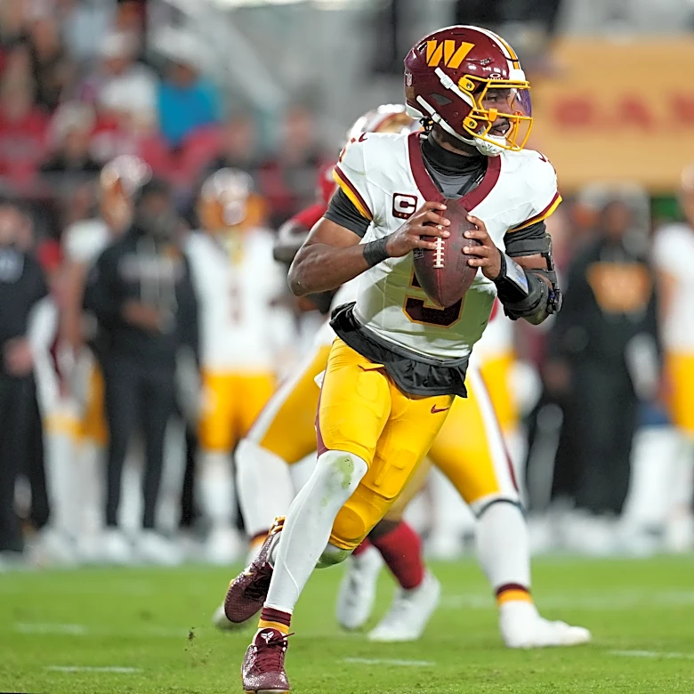 Jayden Daniels not on injury report for Week 8