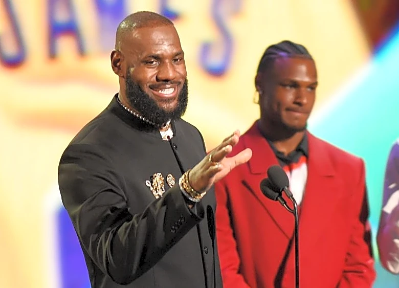 LISTEN: So Long LeBron! What the Lakers Shakeup Means for the NBA and for L.A.’s Sports Star Power