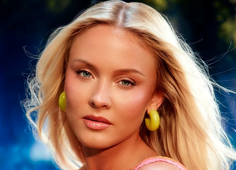 Zara Larsson Signs to RCA Records