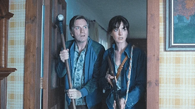‘The End of Oak Street’ Preview: Anne Hathaway and Ewan McGregor Try Not to Get Eaten Alive by Dinosaurs in 14 Minutes of 4DX Footage
