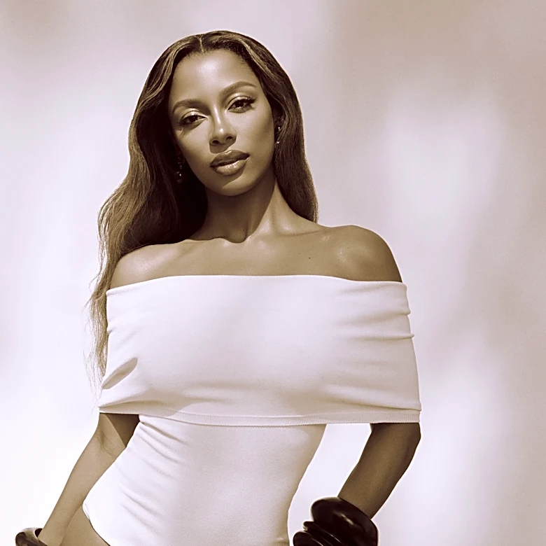Victoria Monét Announces New Album ‘Frequency of Love,’ Releases New Single ‘Reach Out’