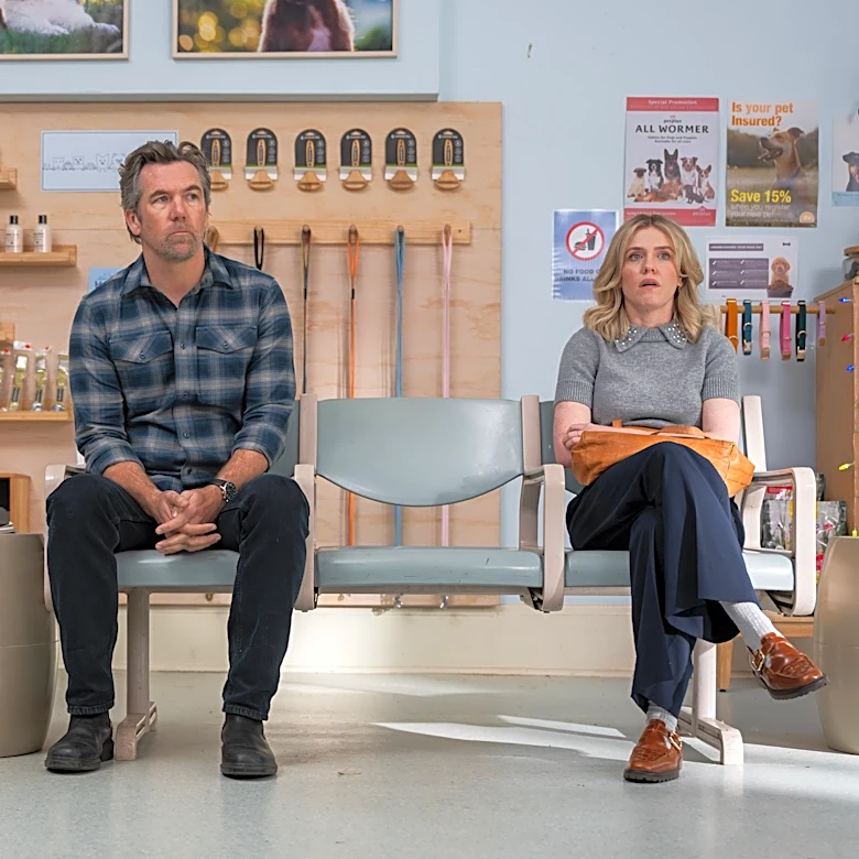 ‘Colin From Accounts’ Season 3 Trailer: Gordon and Ashley Deal With the Awkward Proposal Gone Wrong (TV News Roundup)