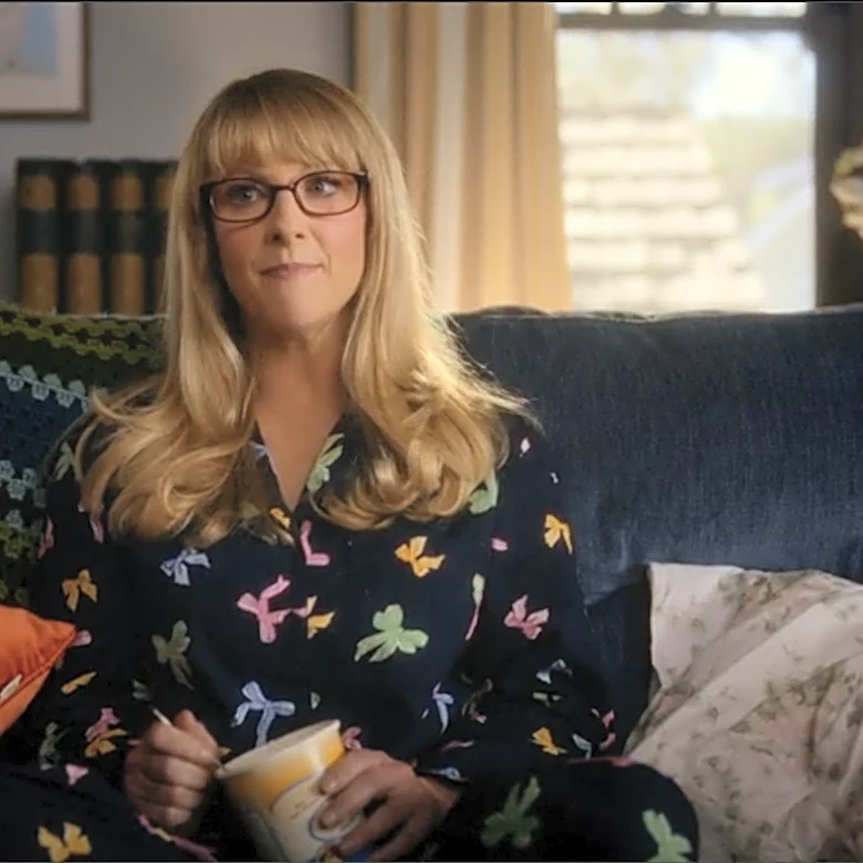 ‘The Big Bang Theory’ Star Melissa Rauch on Her Larger-Than-Life Surprise Role on ‘Stuart Fails to Save the Universe’