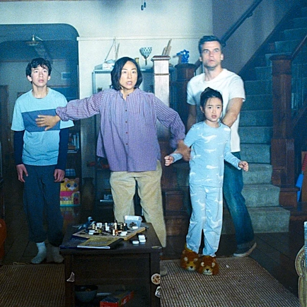 ‘The Last House’ Review: Wagner Moura and Greta Lee Bring Conviction to a Suitably Stifling Stay-at-Home Thriller