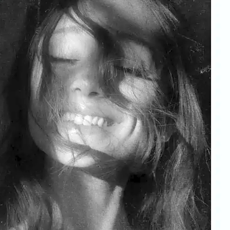Ariana Grande Debuts at No. 1 on Album Chart With ‘Petal,’ Earning Her Best First-Week Numbers in Seven Years