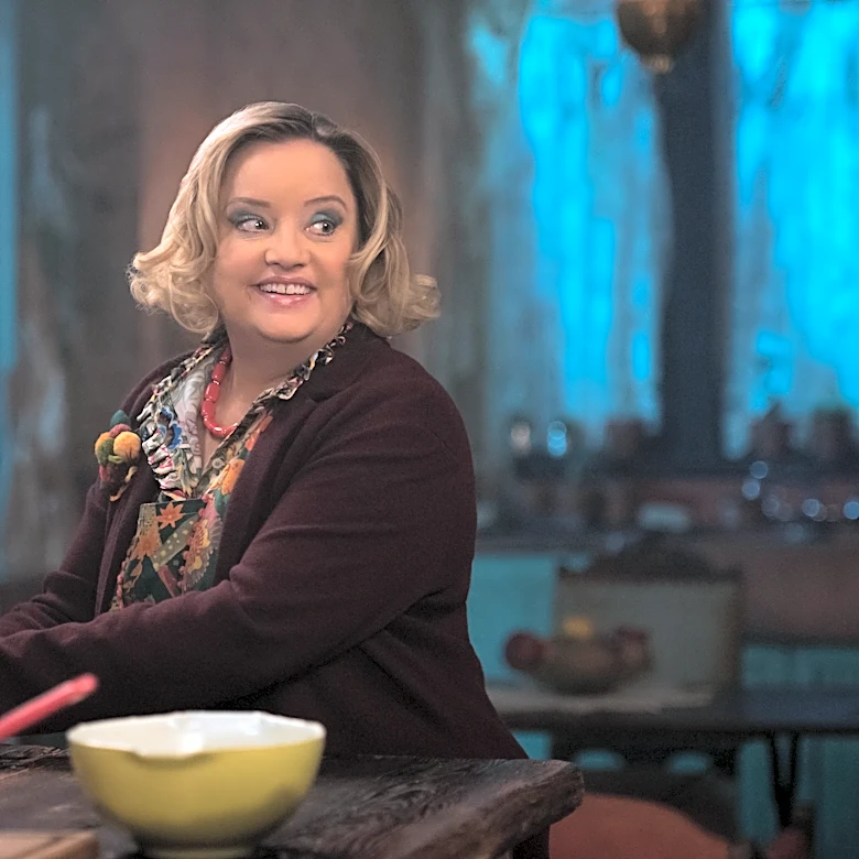 Lucy Davis Supported by Fellow ‘The Office’ Alum Jenna Fischer, ‘Sabrina’ Star Kiernan Shipka and More After ‘Incurable’ Cancer Diagnosis