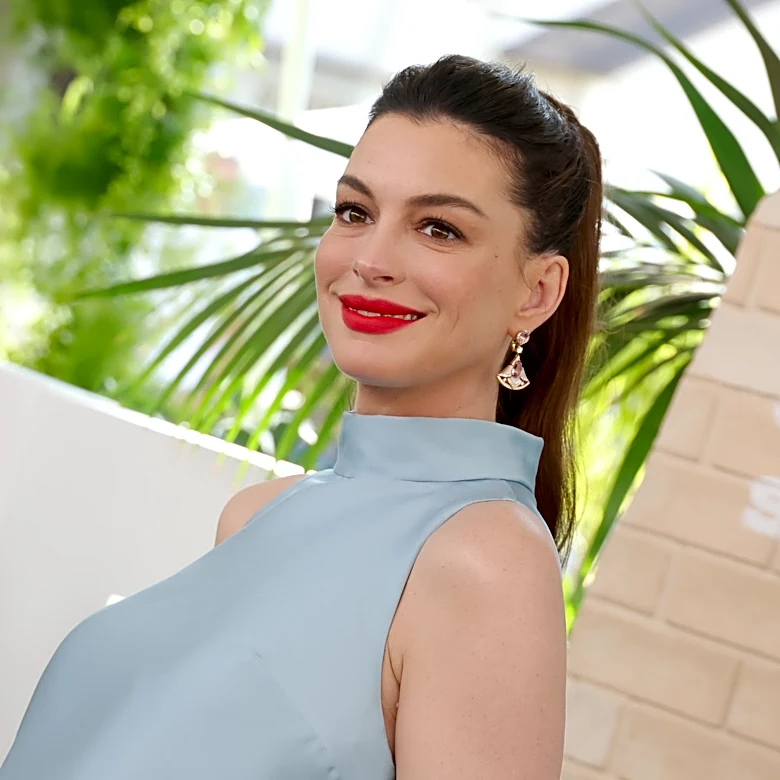 Anne Hathaway Tears Up as She’s Named a Disney Legend (and Her 2026 Box Office Crosses $2 Billion): ‘I’m One of the Most Insanely Lucky People in t...
