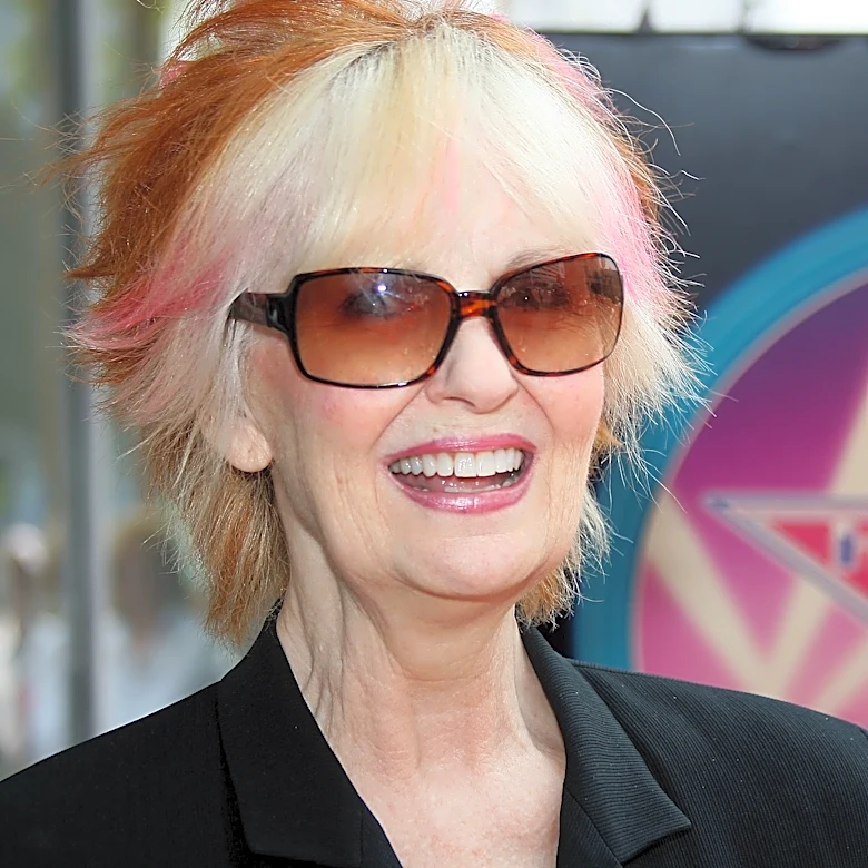 Shelley Fabares, ‘Coach’ and ‘The Donna Reed Show’ Star, Dies at 82