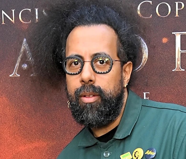 Reggie Watts’ Theme Song Axed From ‘Comedy Bang Bang’ Podcast After Report Alleging ‘Reckless’ Drug Use in Relationships