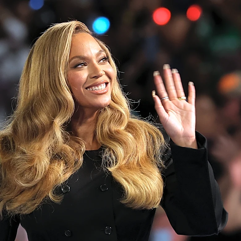 Beyoncé Announces $1 Million Donation for Earthquake Relief Efforts in Colombia