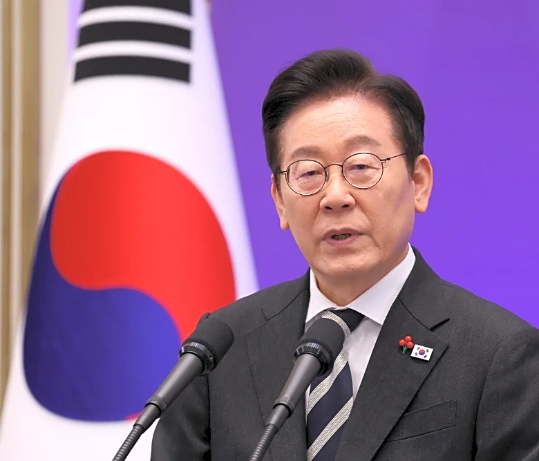 South Korean President Lee Jae Myung Calls for Human-Centric AI and Backs Independent Cinema at Lumiere Summit