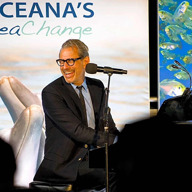 Jeff Goldblum on Being Honored by Oceana and Hosting ‘SNL U.K.’ Season 2 Premiere: ‘I’m a Big Anglophile’ (EXCLUSIVE)