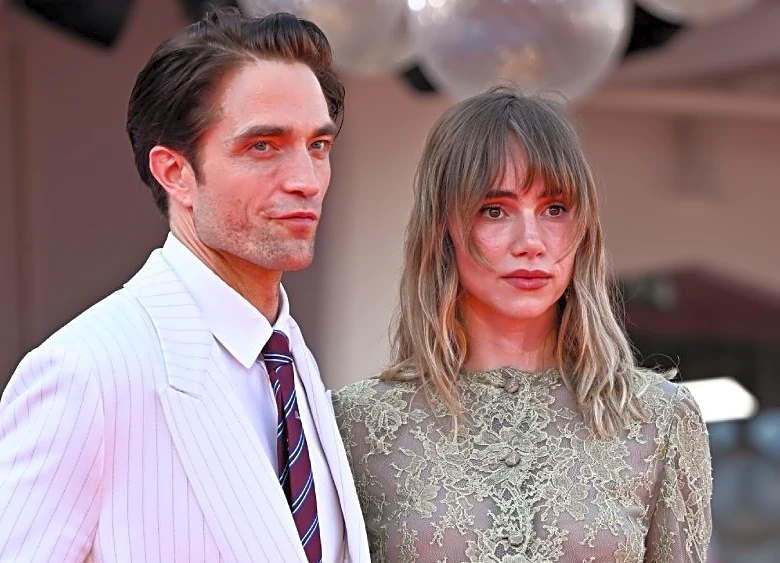 Suki Waterhouse Says She’d Be ‘Nepo-Babying’ Her Daughter With Robert Pattinson If She Wanted to Work in Hollywood