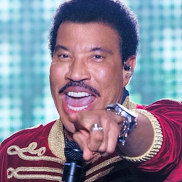 Lionel Richie Undergoes Heart Procedure, ‘Will Be Back on Stage Soon’ After Canceling Next Three Shows