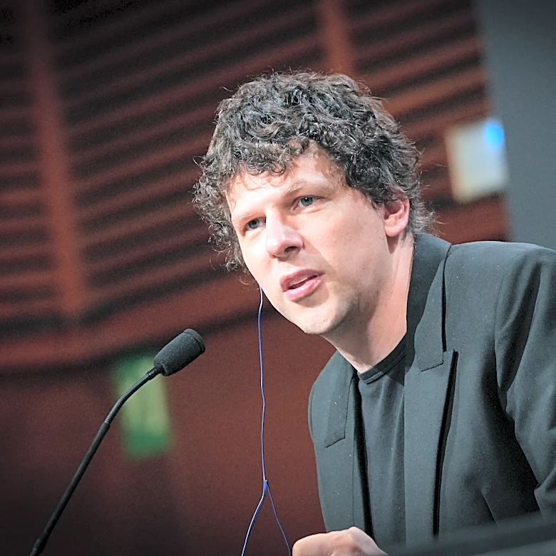 Jesse Eisenberg on ‘The Debut’ and How Community Theater Saved Him as a ‘Shy’ Child Who Was ‘Made Fun of in School’: ‘Suddenly Everyone Was So Nice...