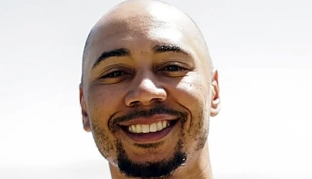 Los Angeles Dodgers’ Mookie Betts signs with 3 Arts Sports and Sanders Sports & Entertainment