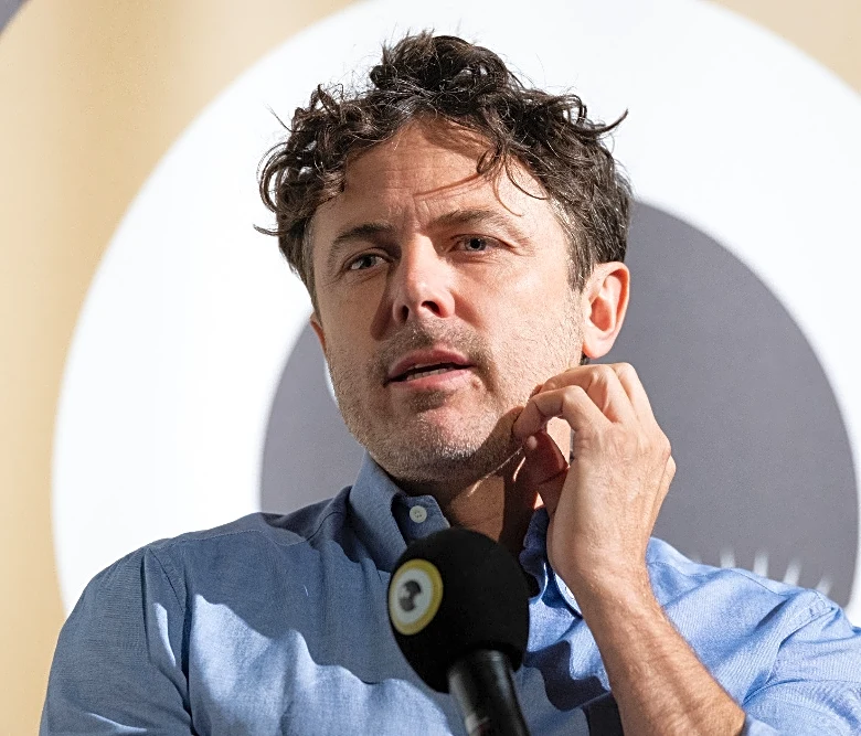 Casey Affleck Recalls ‘Traumatic’ Oscars Night, Praises Christopher Nolan, and Says ‘Company’ Isn’t Finished Yet: ‘There Are Things I Want to Chang...