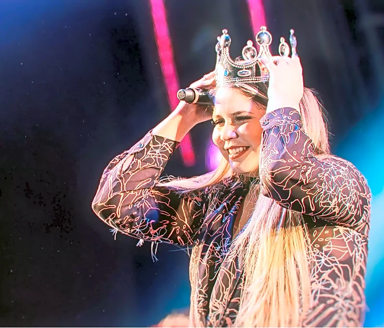 Prime Video’s ‘Marília Mendonça – Sentimento Louco’ Offers Unparalleled Access to Brazil’s Most Popular Singer Five Years After Tragic Plane Crash