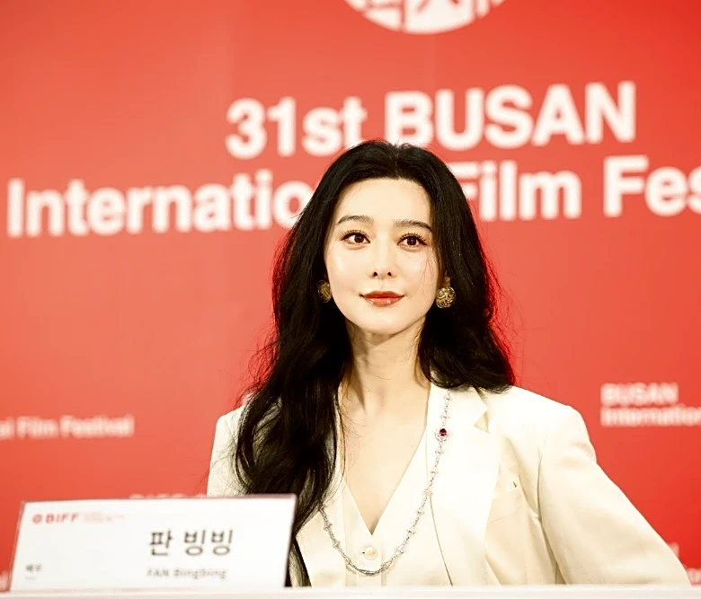 Fan Bingbing Says Young Chinese Audiences ‘Aren’t Being Fed Very Well’ as AI Microdramas Boom