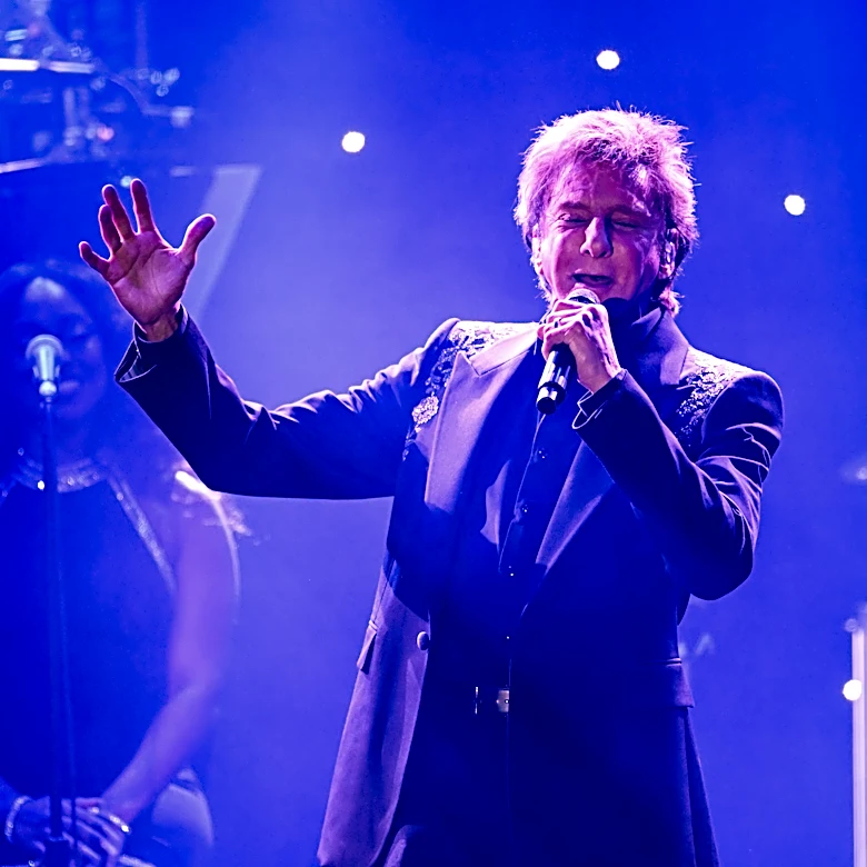 Barry Manilow Cancels Las Vegas Residency Shows Days After Returning to the Stage Post-Cancer Recovery