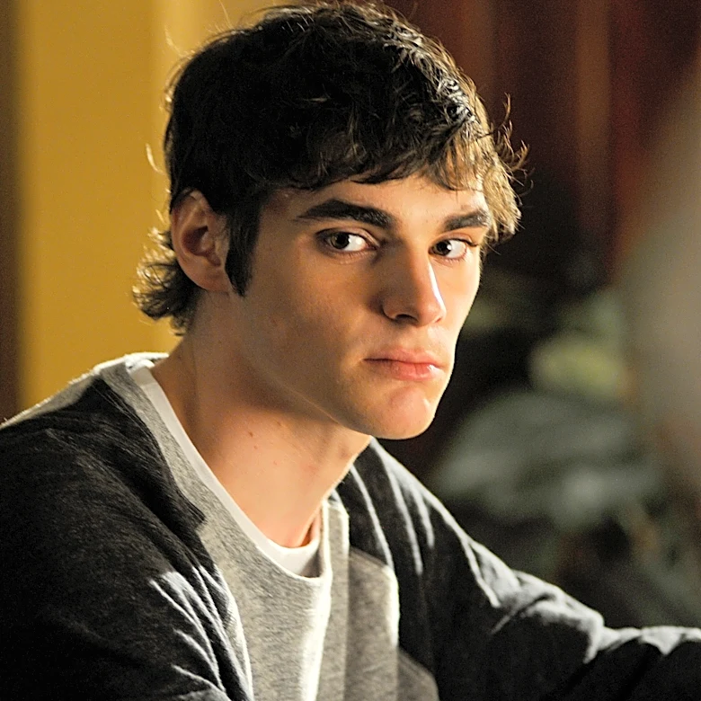 RJ Mitte, ‘Breaking Bad’ Star, Dies at 34