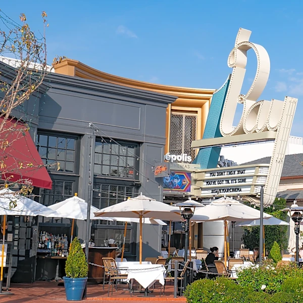 Paramount Pictures Taking Over Bay Theatre in Pacific Palisades