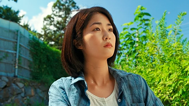 ‘Beach Fictions’ Review: Utterly Beguiling, Time-Tweaking Korean Romance Shows What a Day a Difference Makes