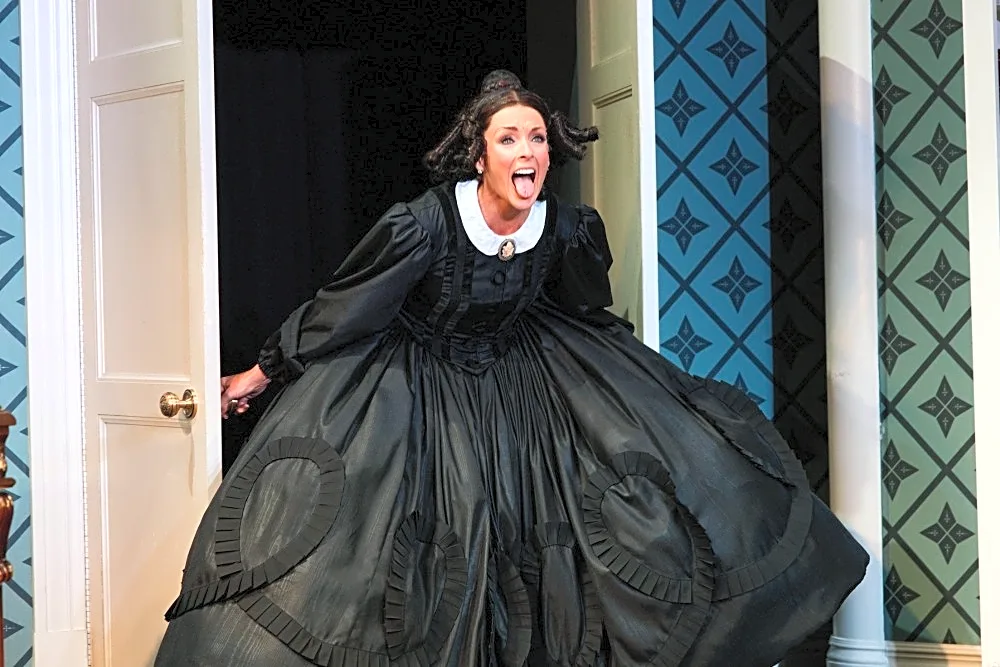Jane Krakowski to Reprise ‘Oh, Mary!’ Role on London’s West End