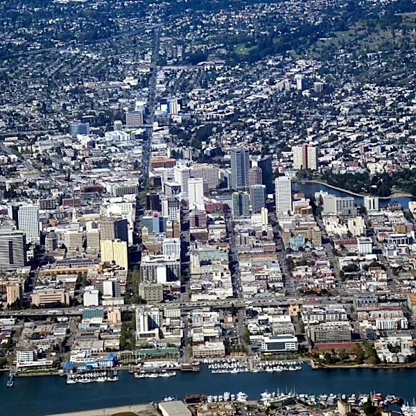 Can Oaklanders solve their vacant lot problems? | Mathews