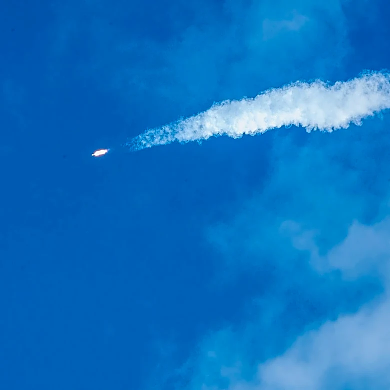 SpaceX launch tracker. Stay up to date with next Vandenberg liftoff